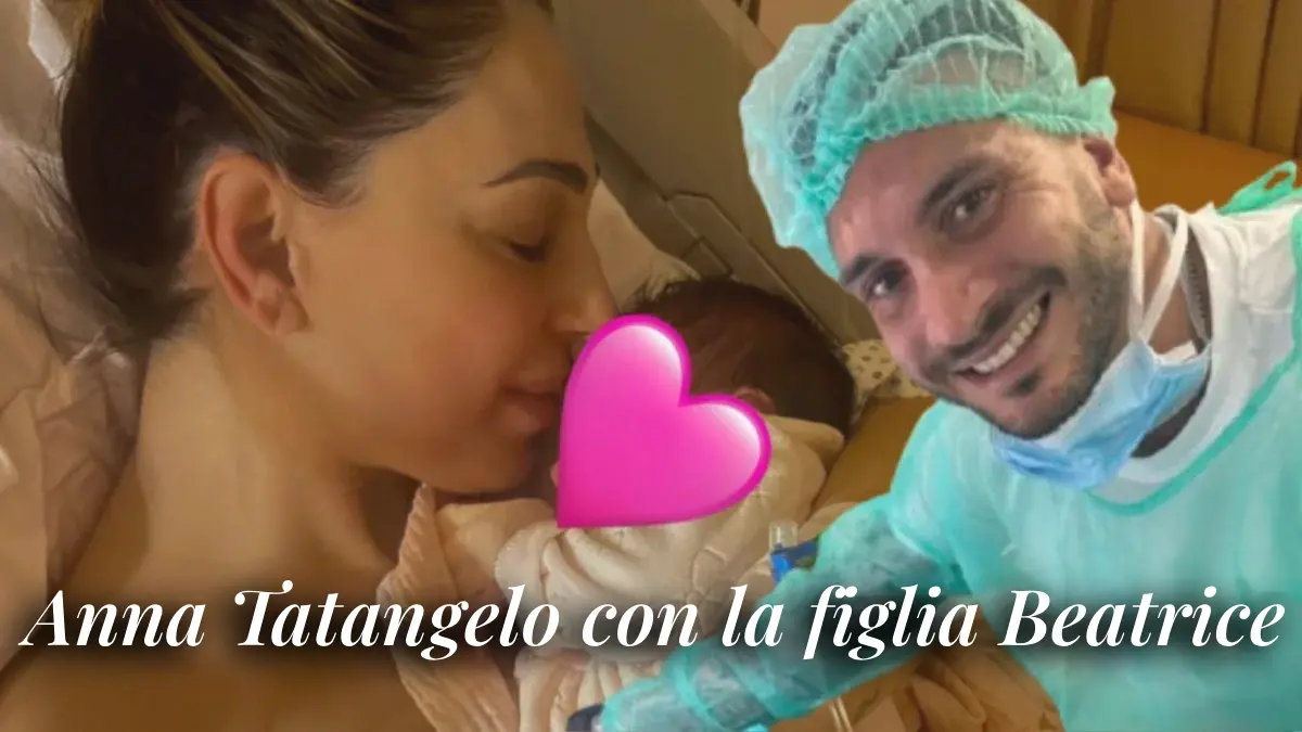 Anna Tatangelo con la figlia Beatrice