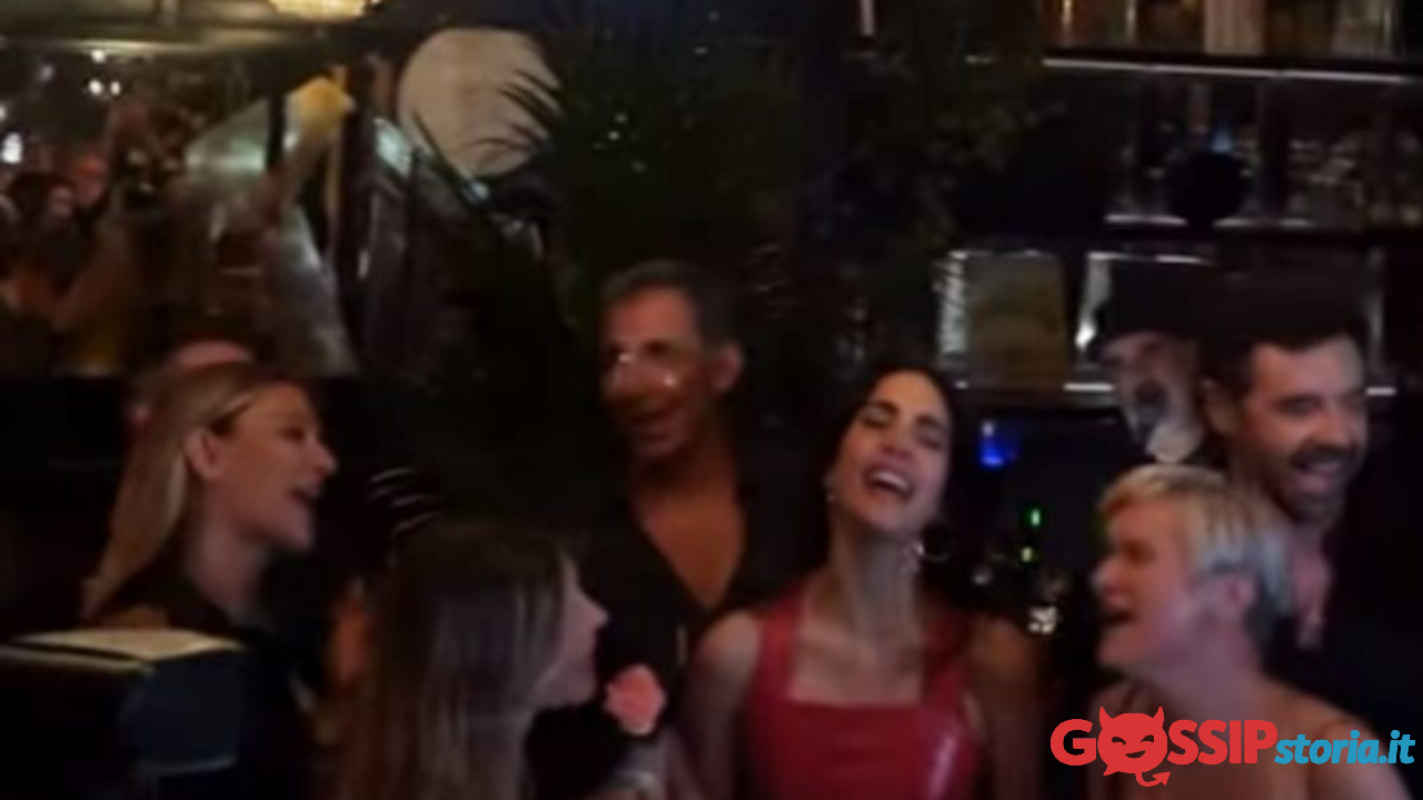 Rocìo Munoz Morales compie 38 anni e trasforma Roma in una festa: il party da regina al Jackie O'